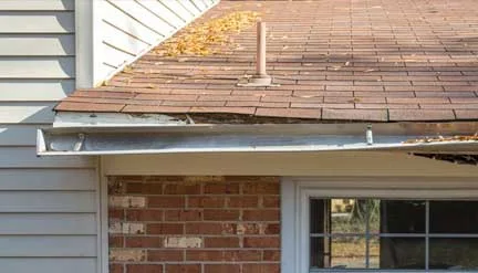 loose-or-falling-off-gutters