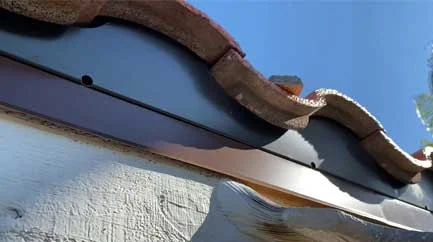 peeling-or-bubbling-paint